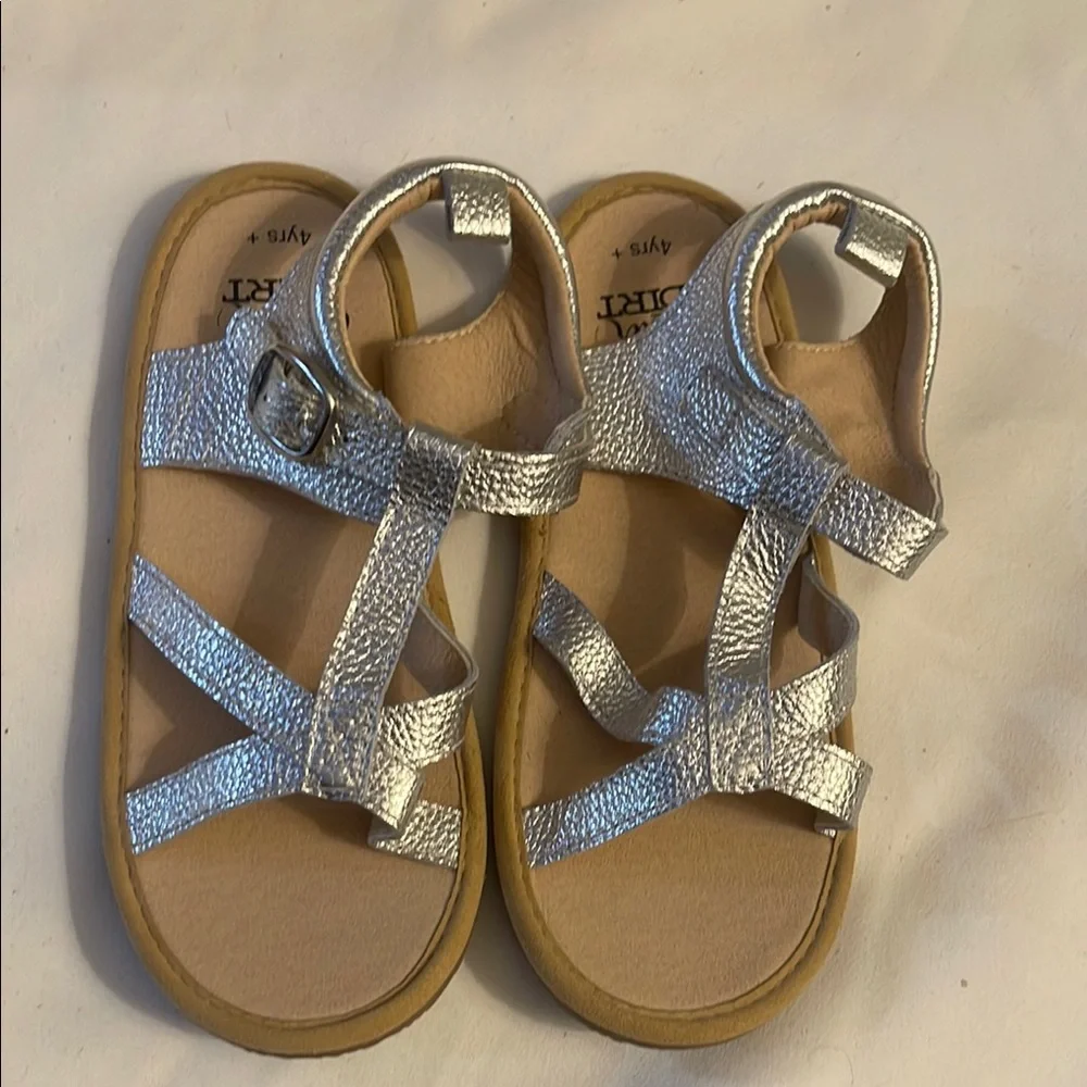 Glitter‎ and Dirt Kids Silver Sandals